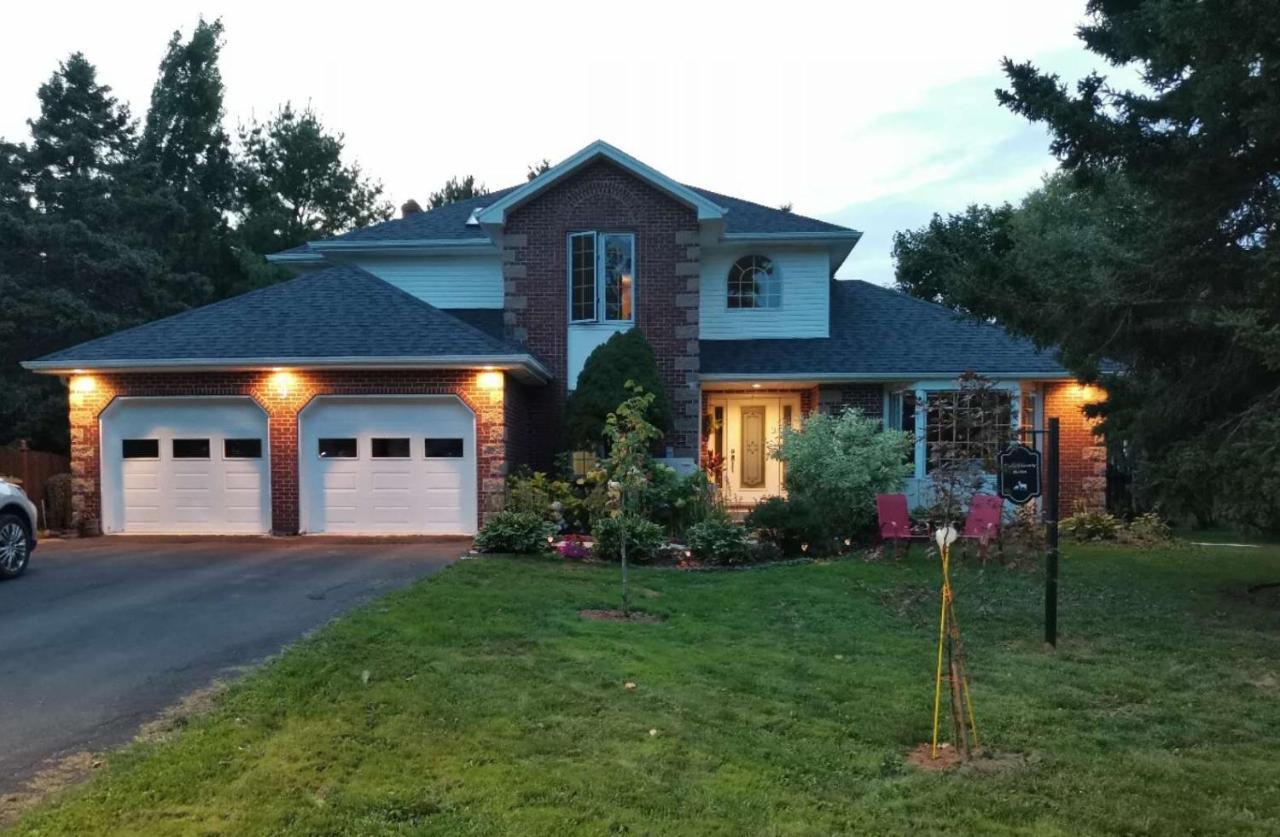 Diana'S Beauty House Daire Charlottetown Dış mekan fotoğraf